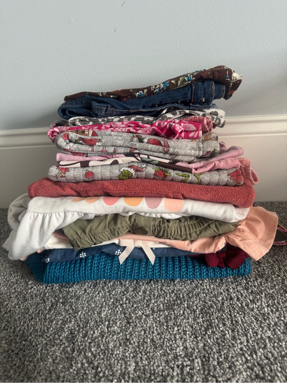 18 piece huge 2t girls bundle of clothes